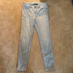 Hollister jean